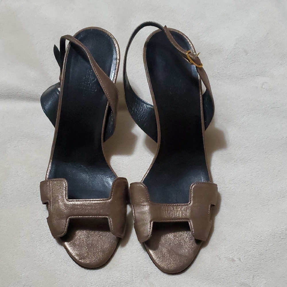 Hermès Bronze Leather Heels 38